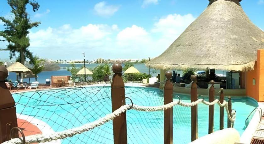 Selina Cancun Laguna Zona Hotelera Cancún Exterior foto